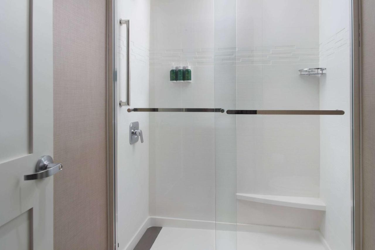 Sonesta Es Suites Raleigh Cary Exterior foto