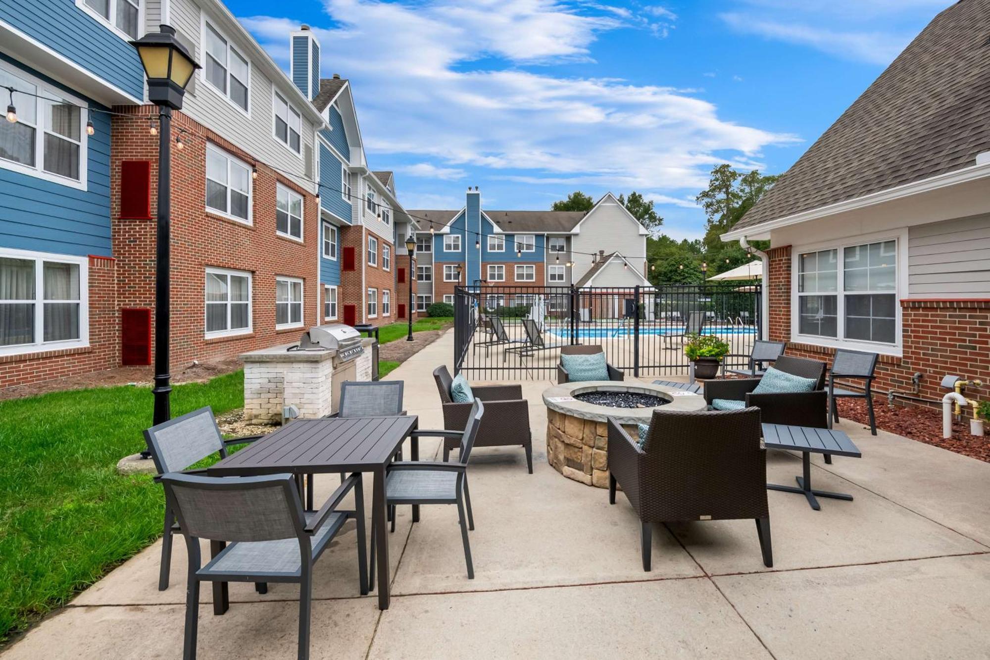 Sonesta Es Suites Raleigh Cary Exterior foto